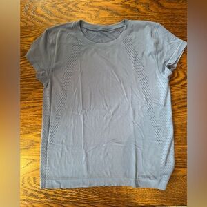 Women’s Lululemon Blue Performance Shirt